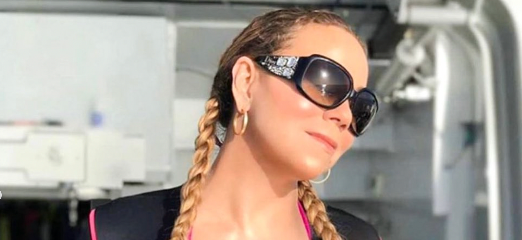 Mariah-Carey-Wears-Anna-Zuckerman-Butterfly-Rings Anna Zuckerman