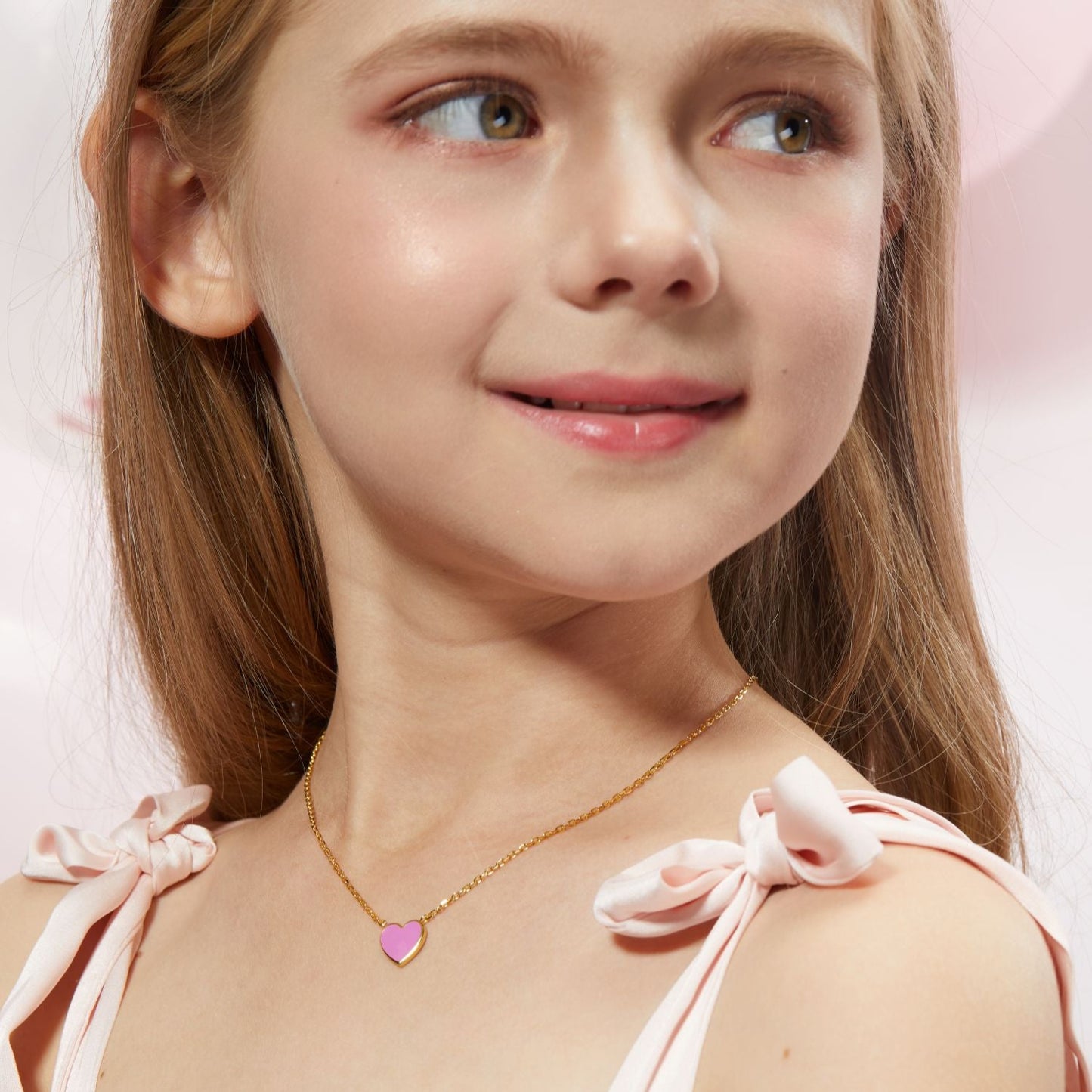 Petit Love Necklace in Rose