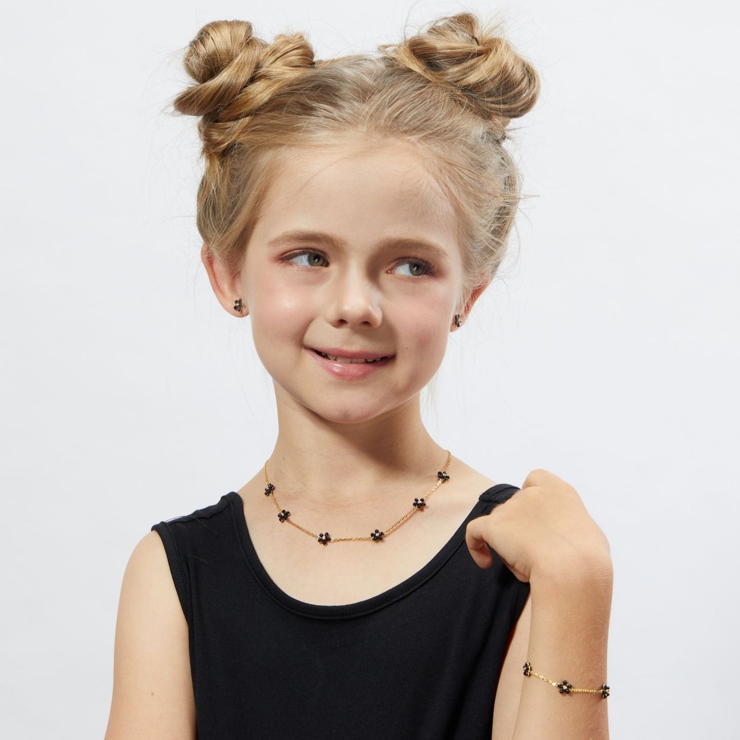 Petit Rosie Black Necklace