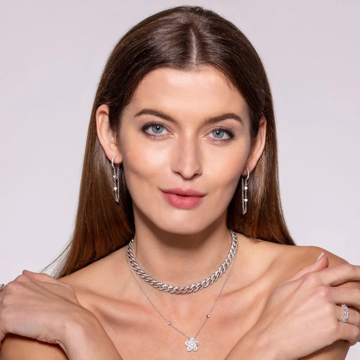 Chain Link Huggie Earrings - Anna Zuckerman