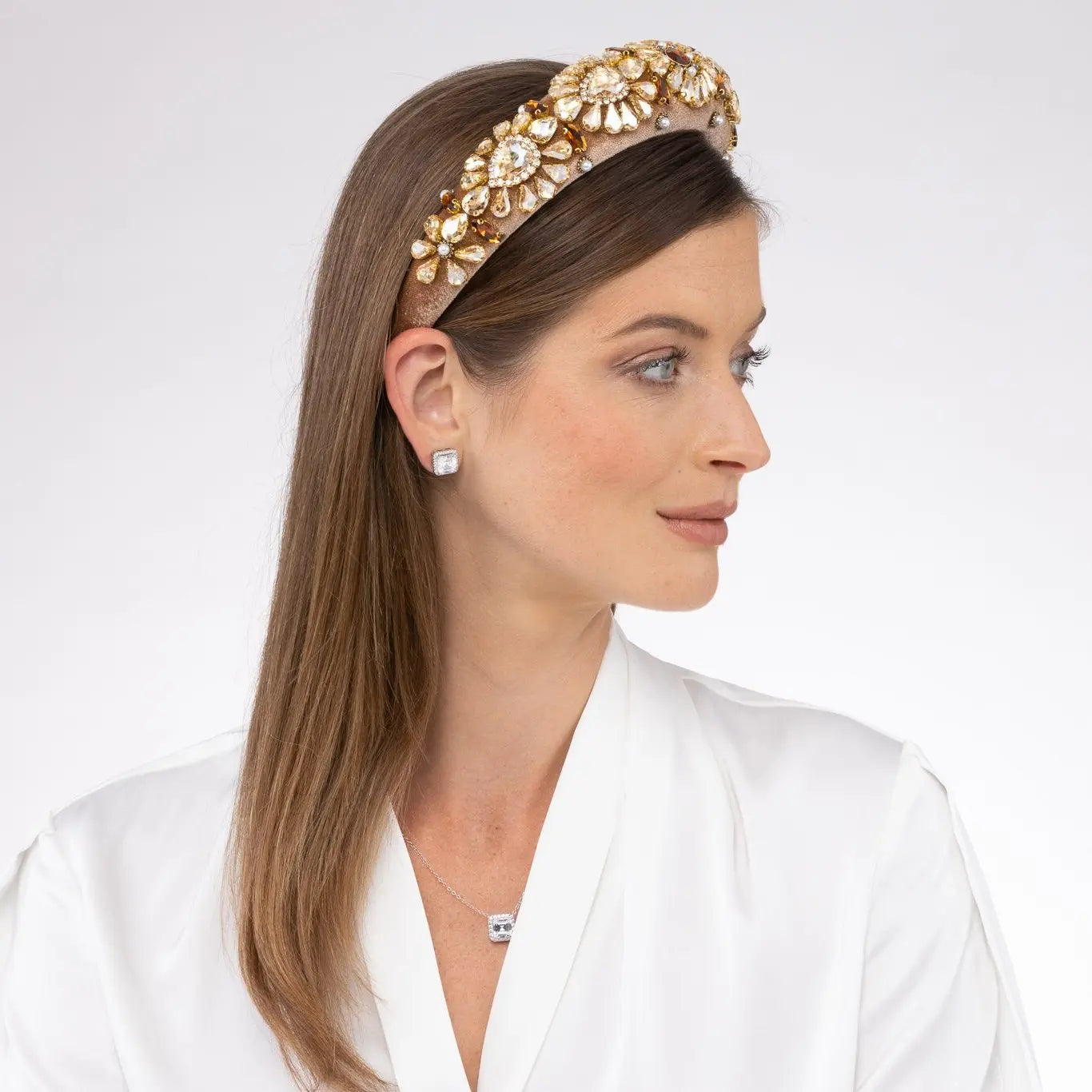 Desi Diva Head Crown Anna Zuckerman