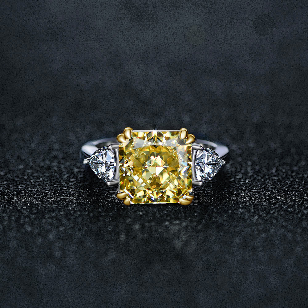 Allura 3 Stone Diamond Crystalline Ring