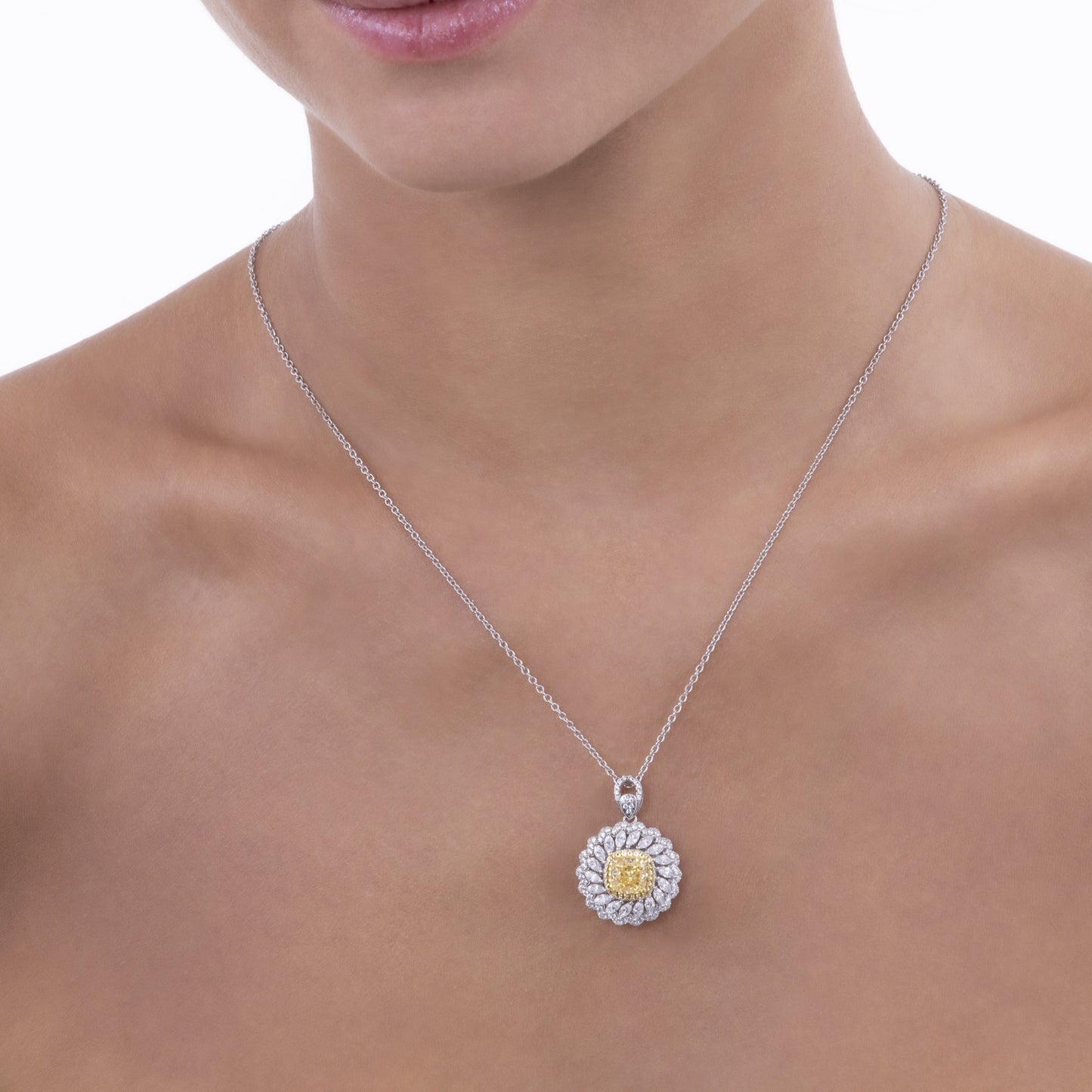 Diana 36 Canary Yellow Diamond White Necklace
