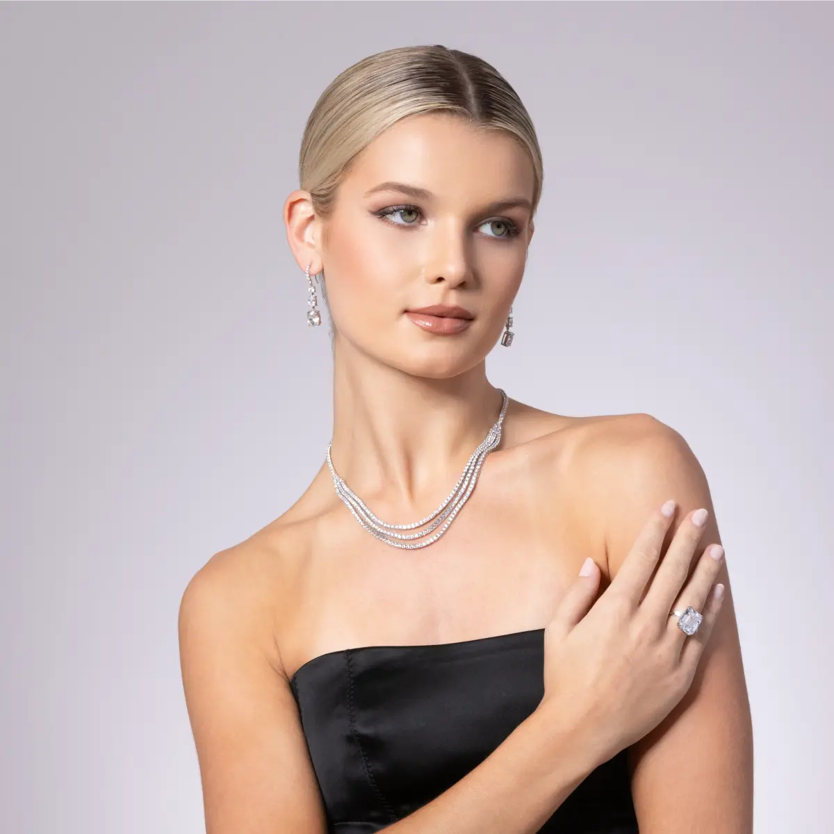 Happy Hour Triple Diamond Necklace by Kathy Hilton Anna Zuckerman