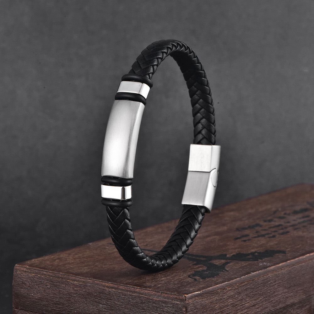 Lynk Men's Leather Cuff