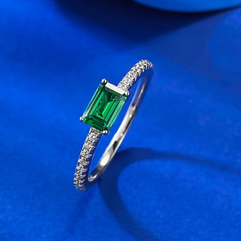 Petite Emerald Ring