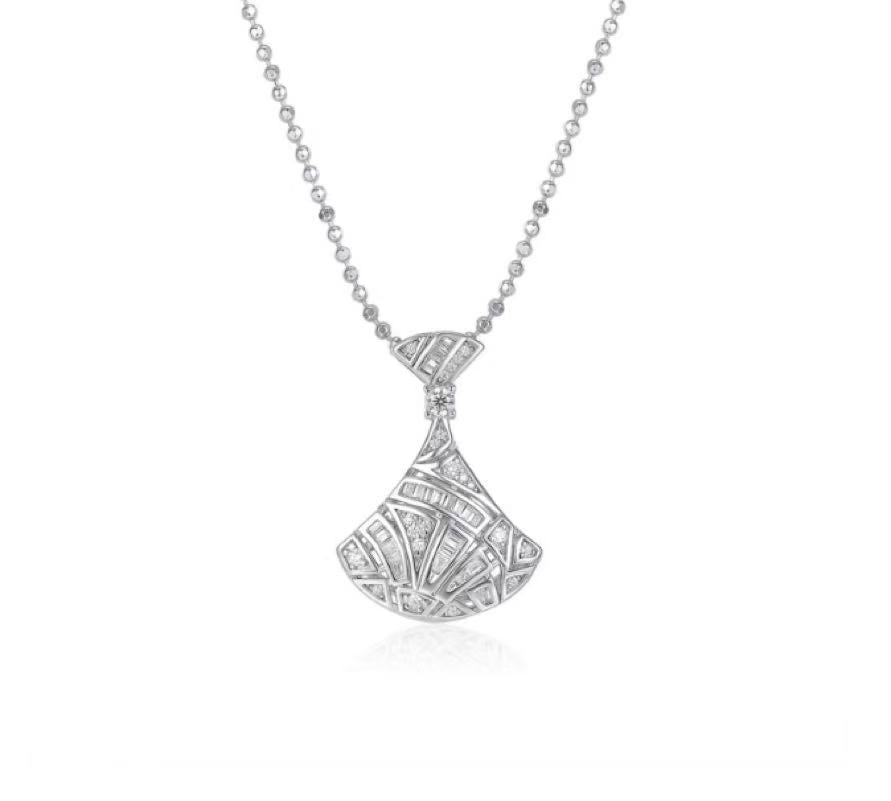 Lolita Necklace