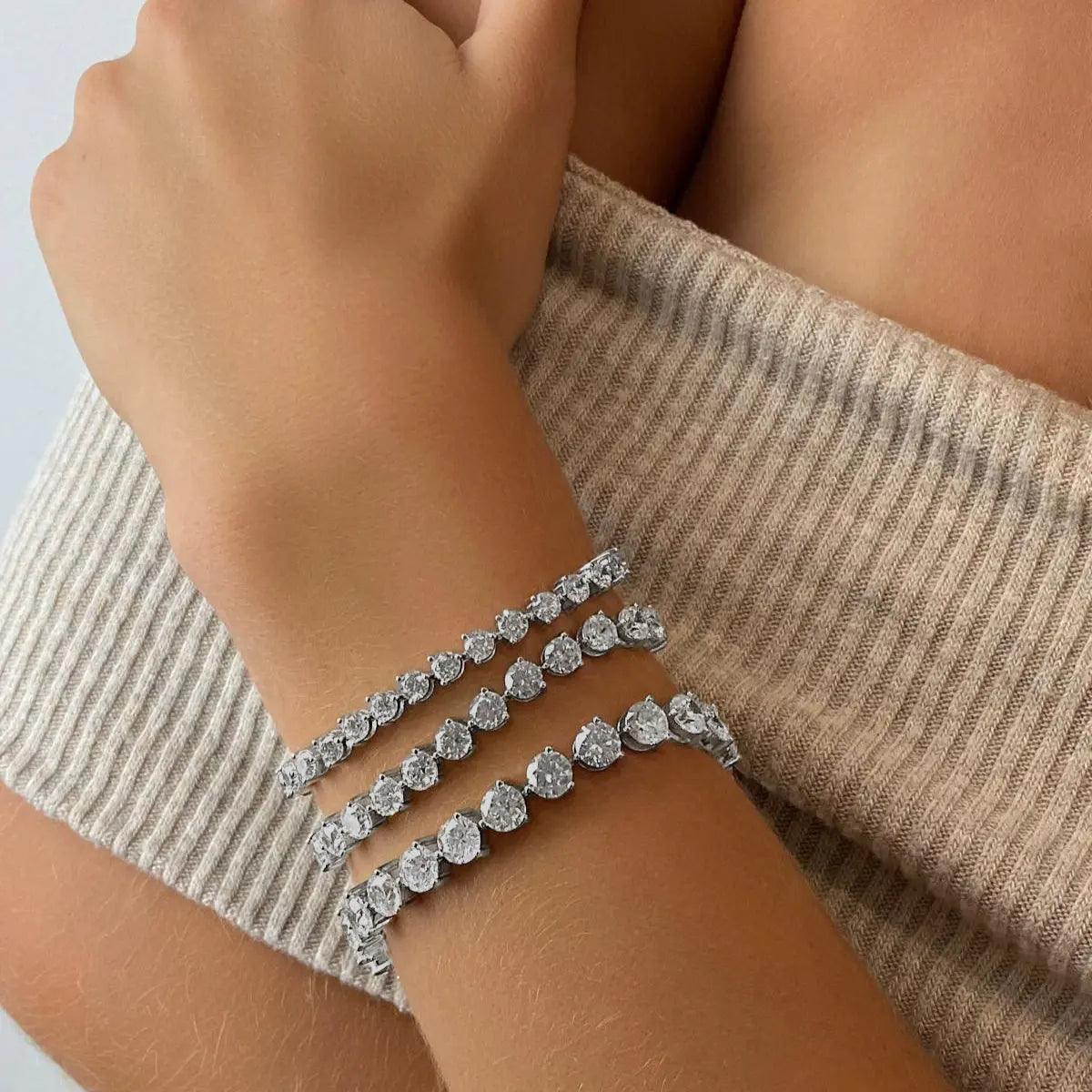 Luxe Edition 10 Carat Martini Tennis Bracelet Anna Zuckerman