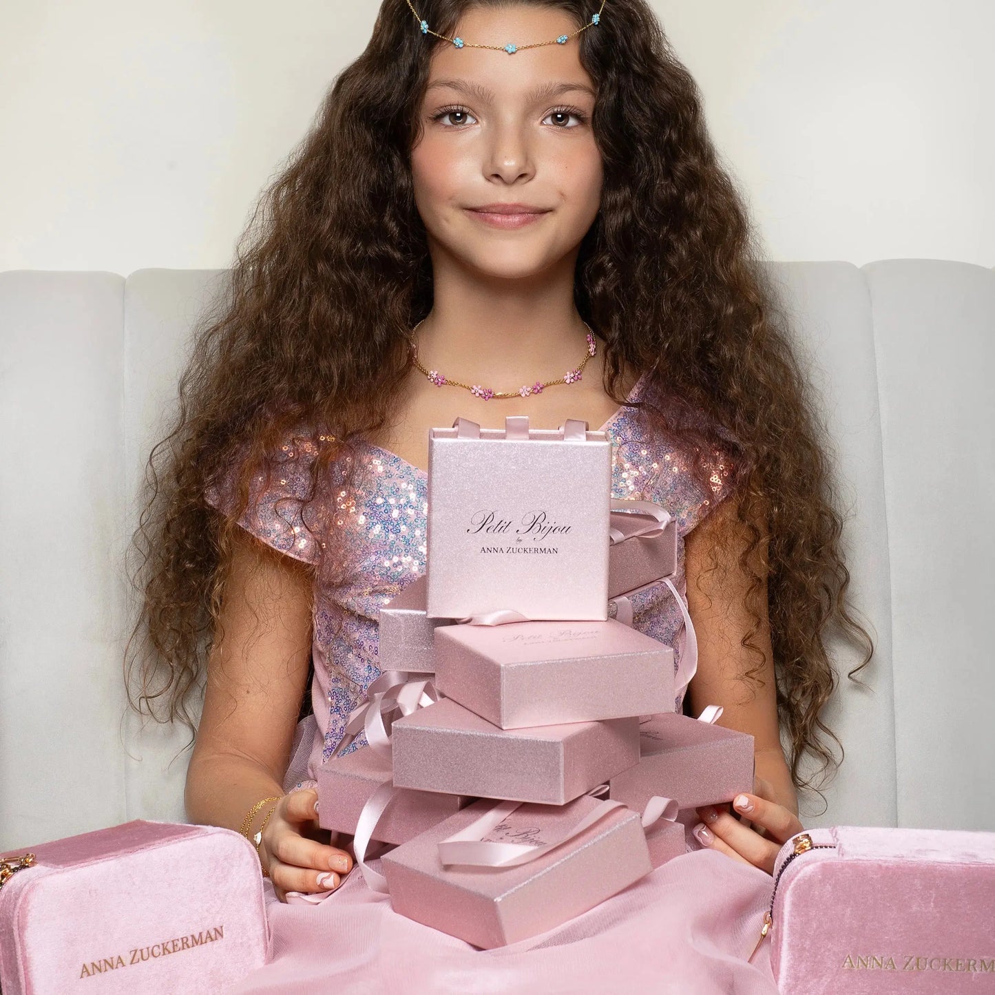 Petit Cupcake Necklace in Rose Anna Zuckerman