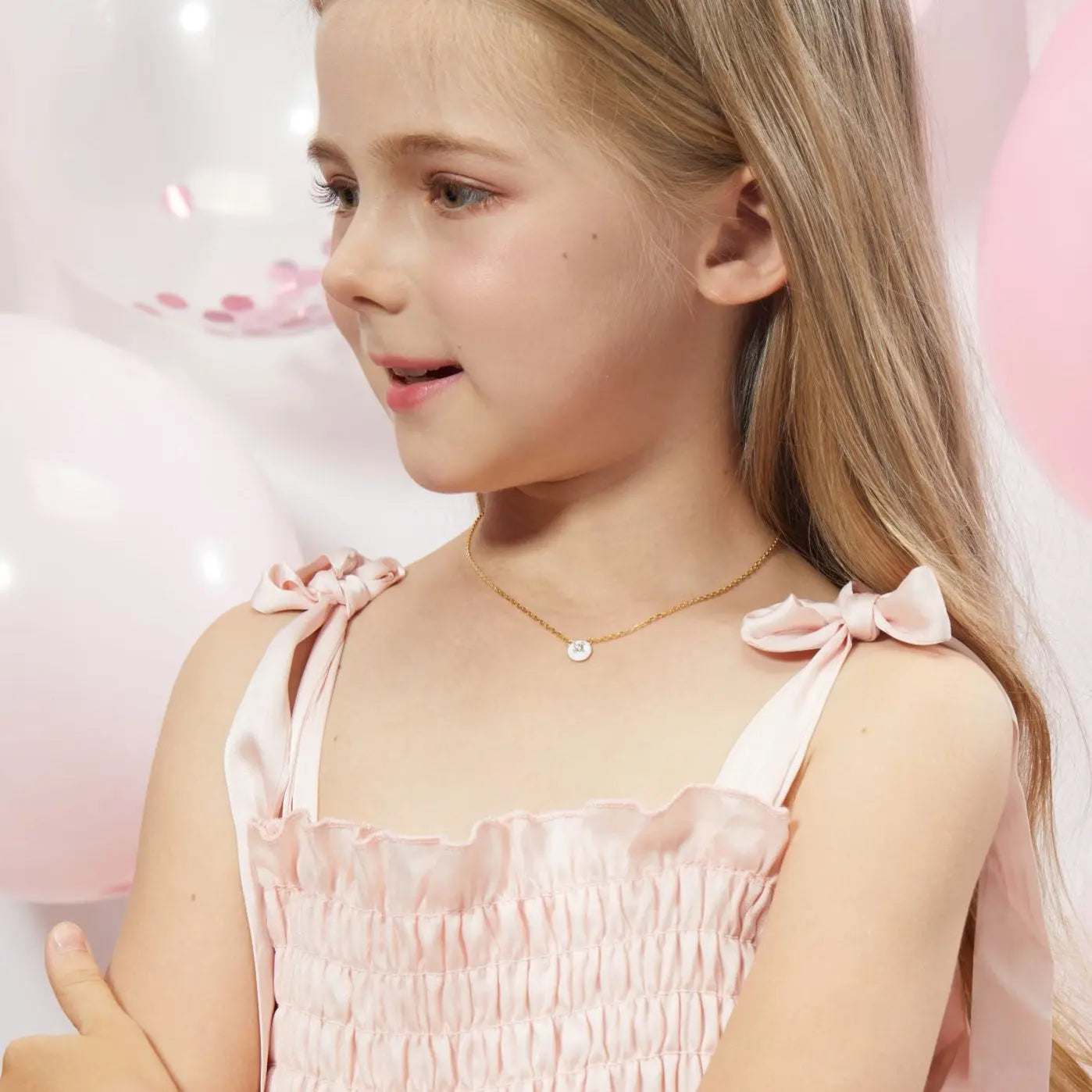 Petit Cupcake Necklace in White Anna Zuckerman