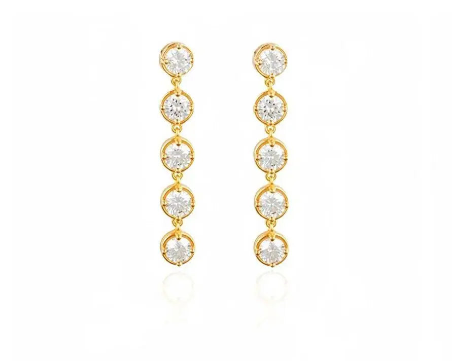 Pop Of Gold drops Anna Zuckerman