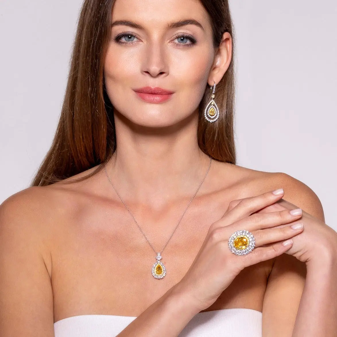Sunny Isles Necklace in Canary Crystalline Anna Zuckerman Retail