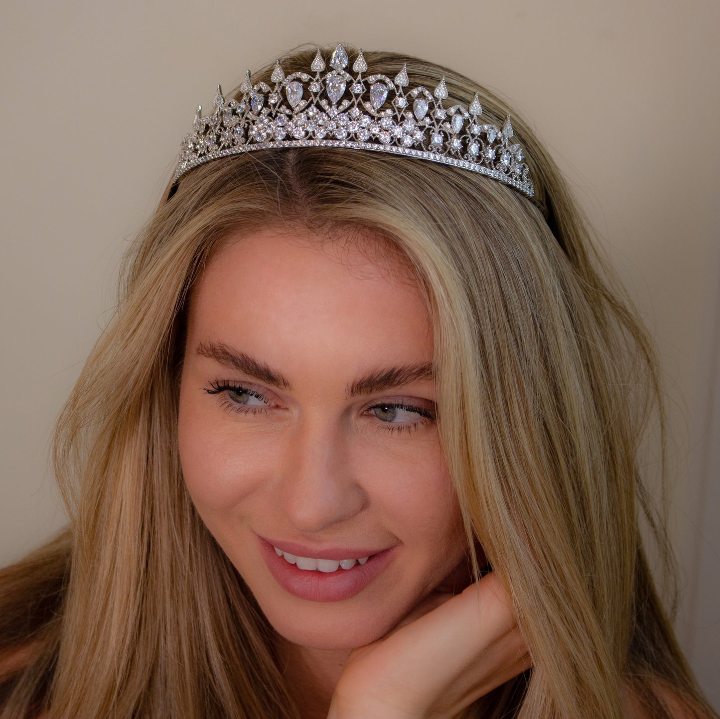 Royal 01 Tiara Collection Diamond White - Anna Zuckerman Luxury Tiara