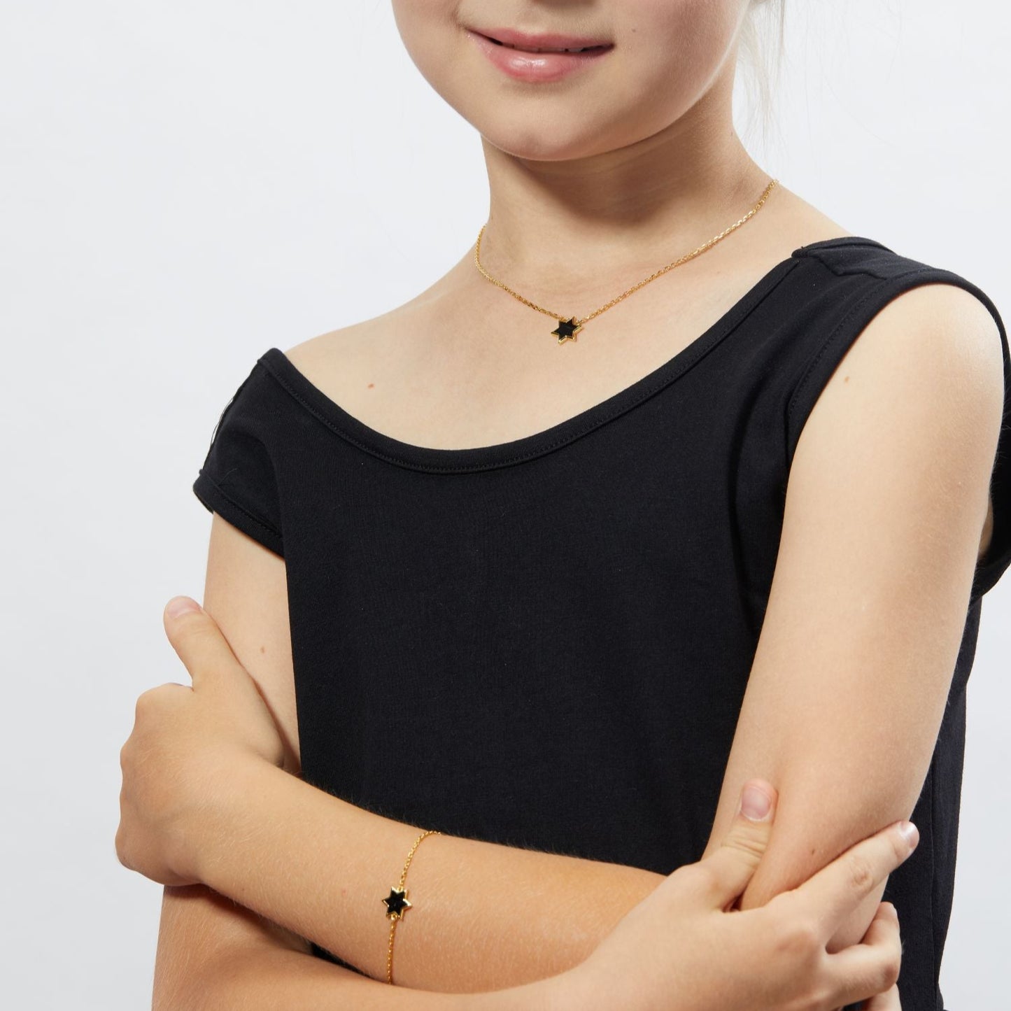 Petit Star of David Necklace in Black