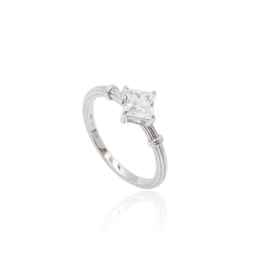 Grace Ring in Platinum