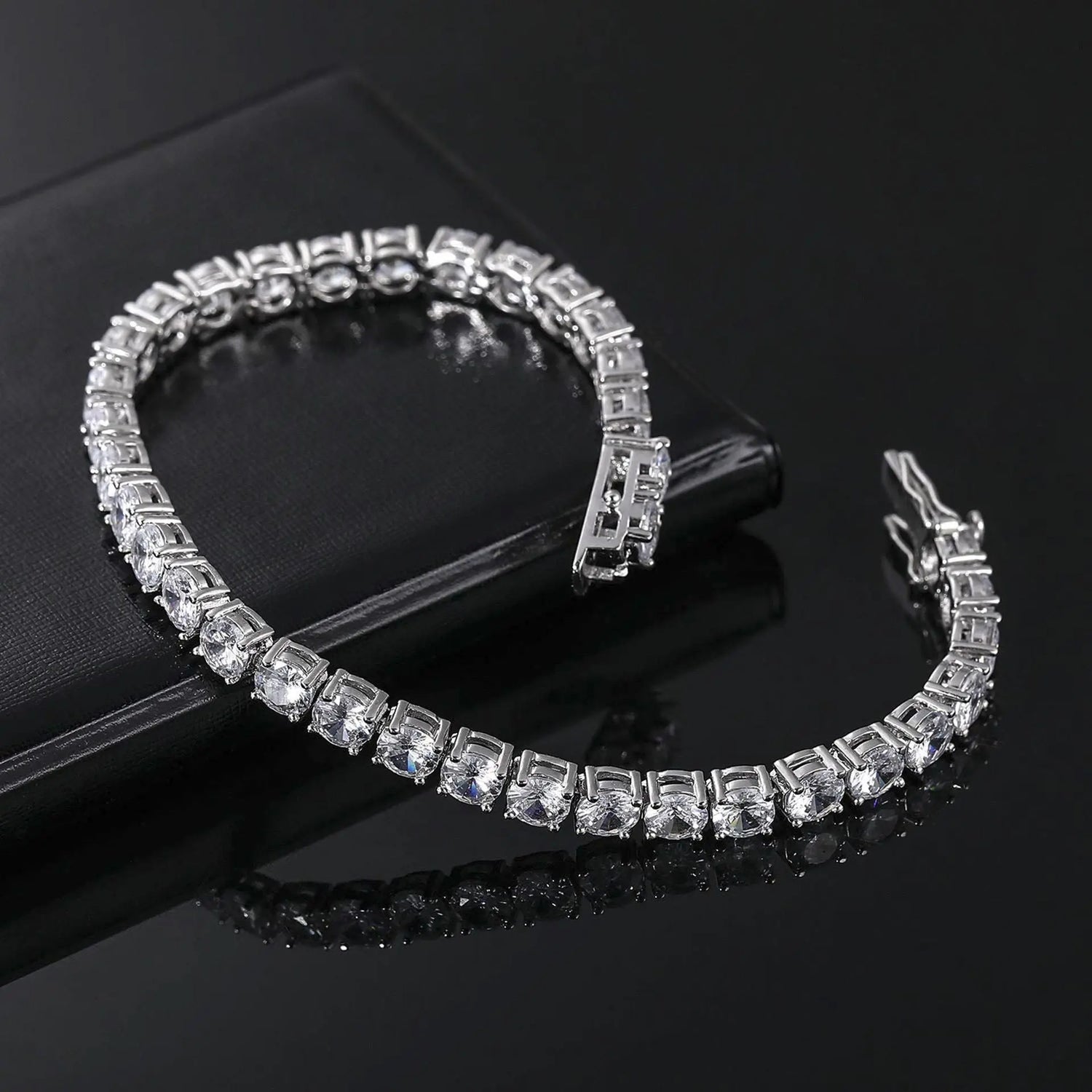 6 Carat Straight Line Tennis Bracelet Anna Zuckerman