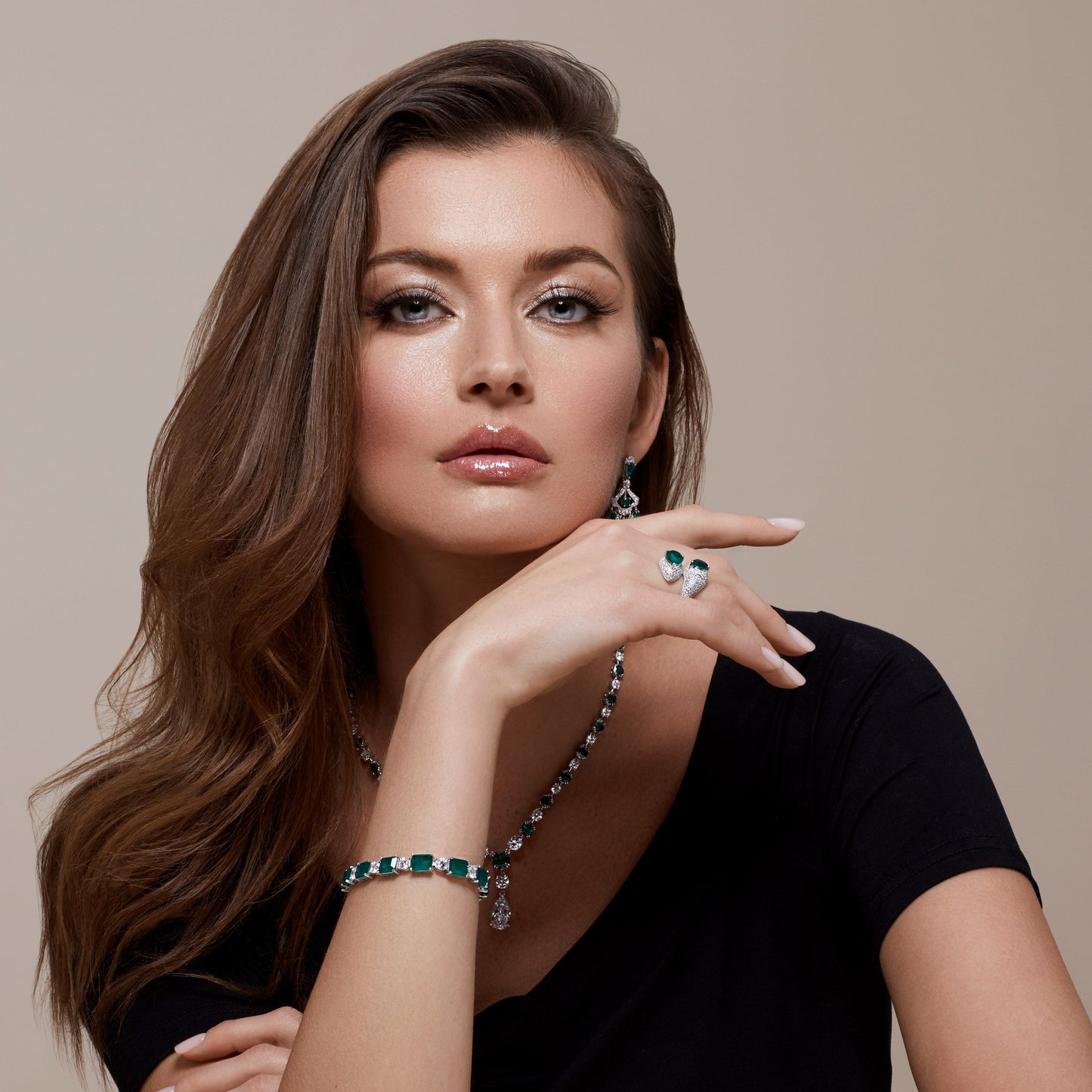 Nora Bypass Ring with Emerald Anna Zuckerman