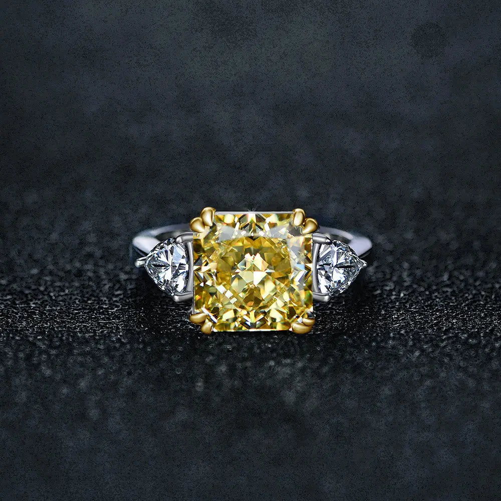 Allura 3 Stone Diamond Crystalline Ring - Anna Zuckerman