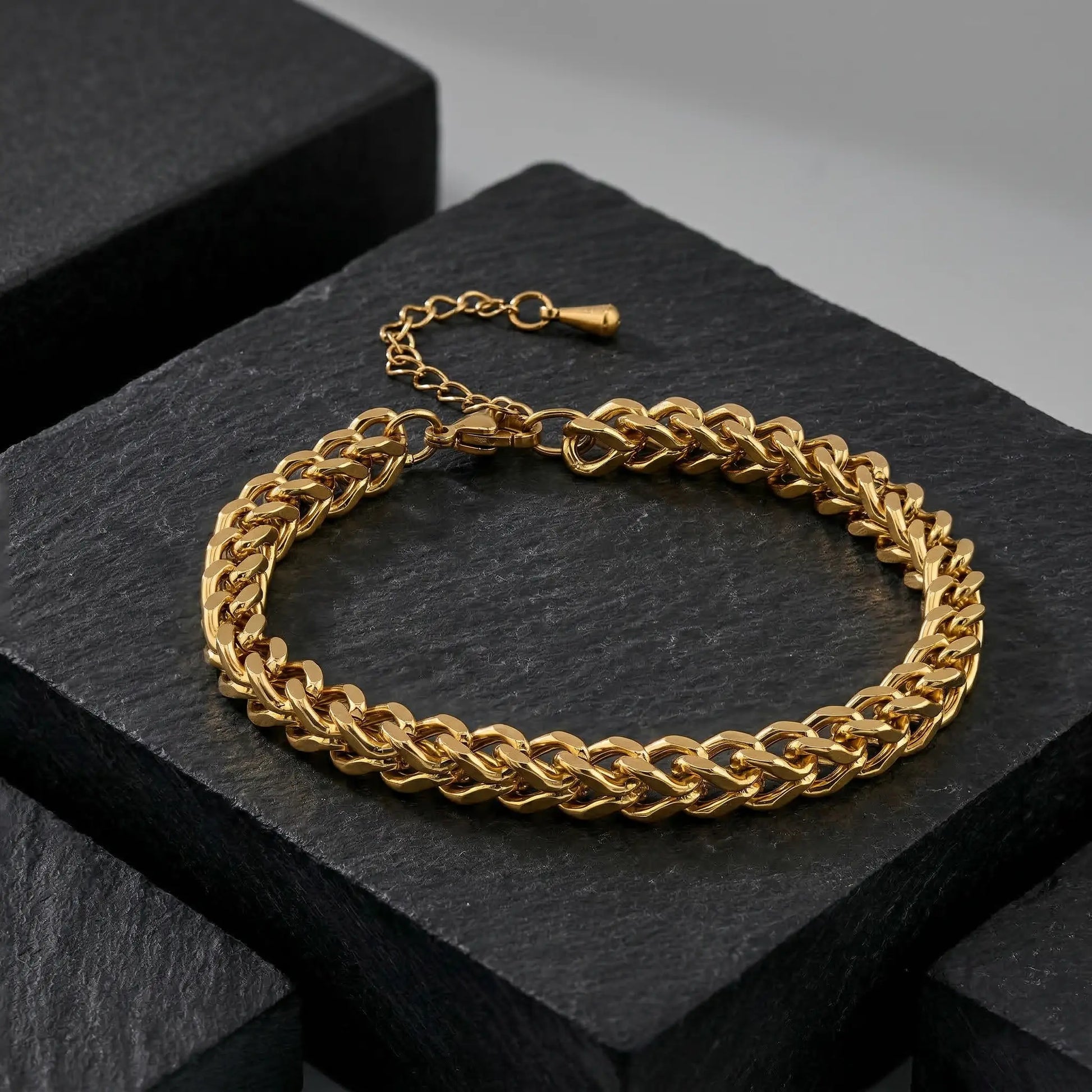Atlas Chain Bracelet Anna Zuckerman