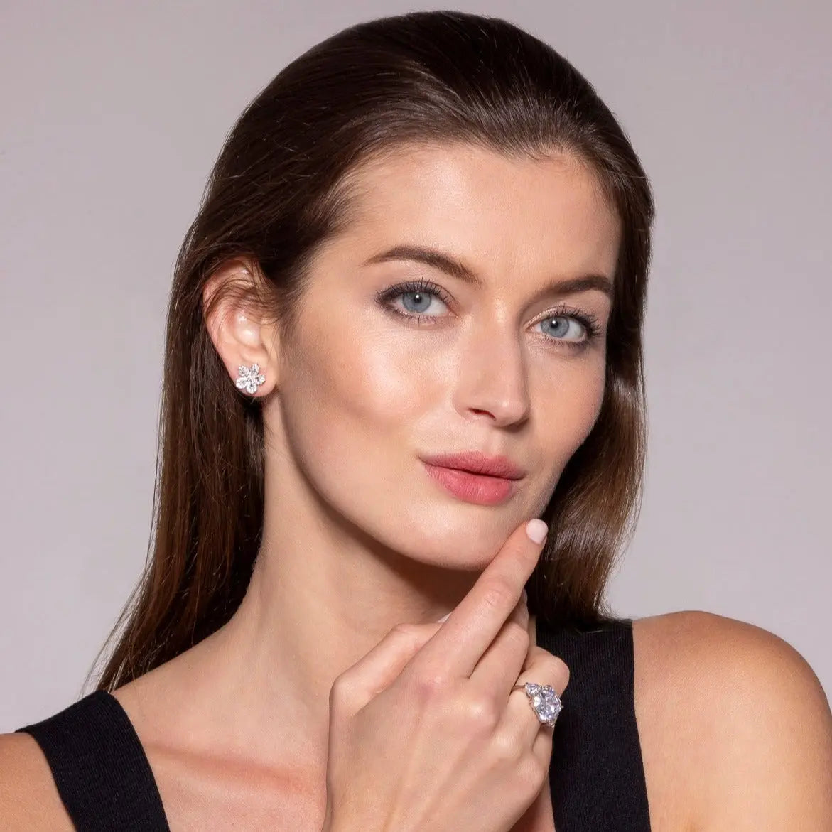 Bloom Chica Bloom Flower Earrings - Anna Zuckerman