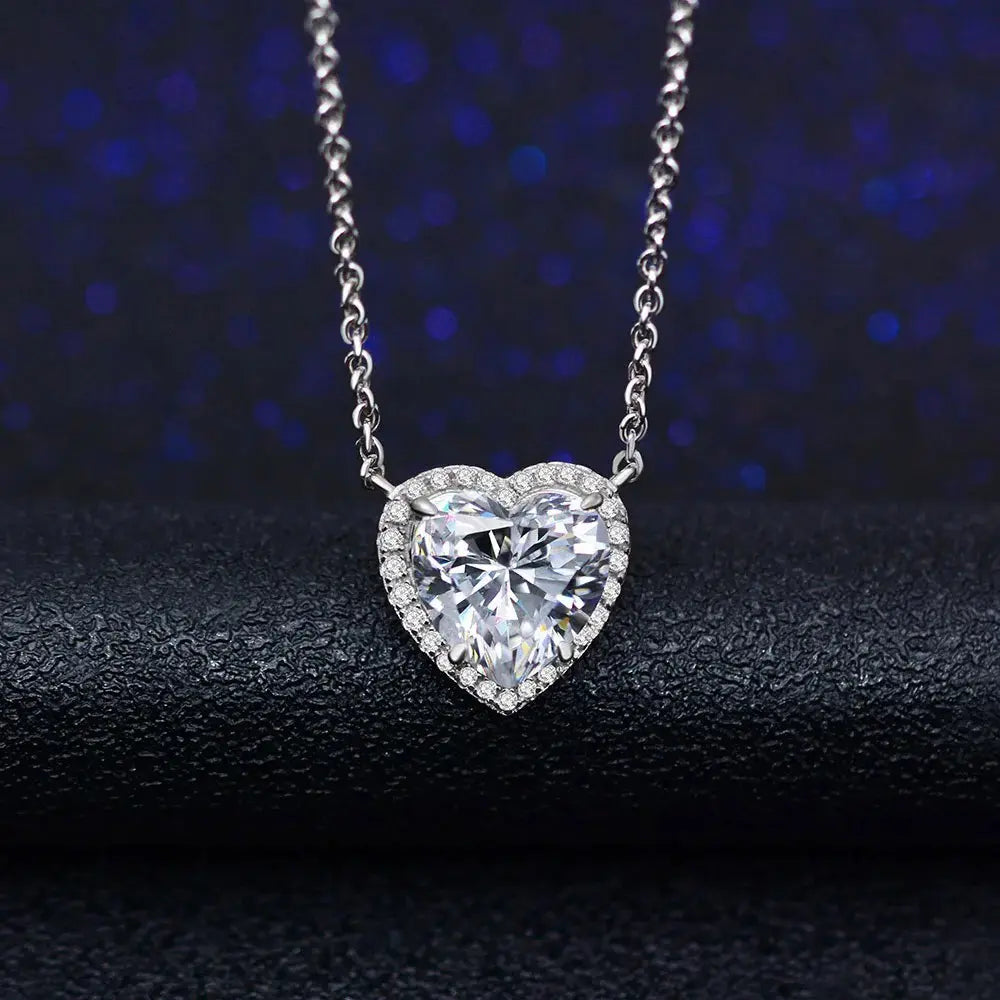 Anna Zuckerman Diamond Crystalline Carat Heart Necklace