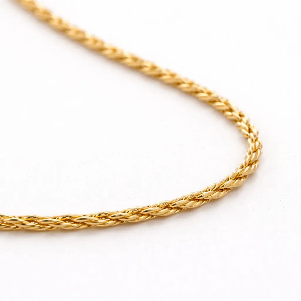 Elegant Twist Necklace Yellow Gold Anna Zuckerman