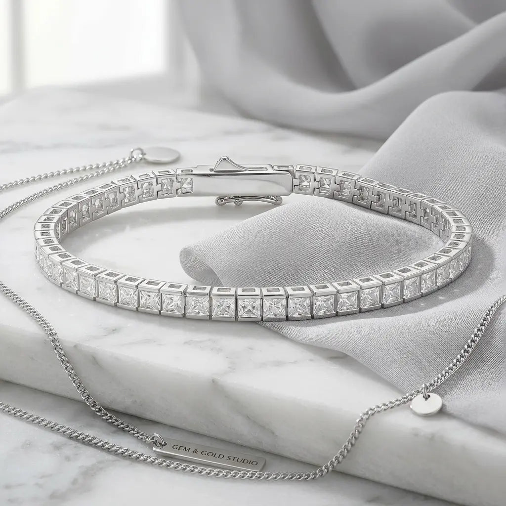 G Color Luxe Straight Line Bracelet