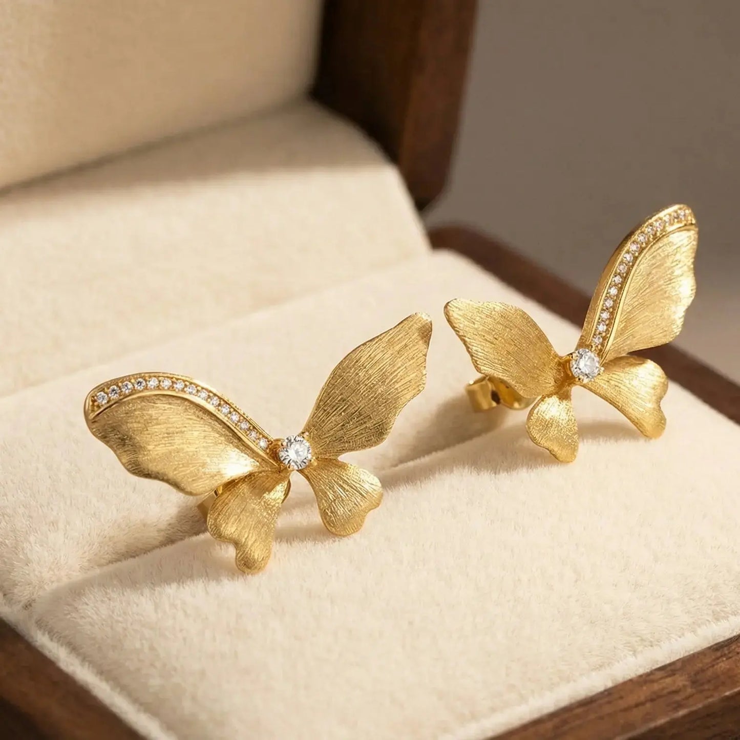 Golden Frase Earrings Anna Zuckerman