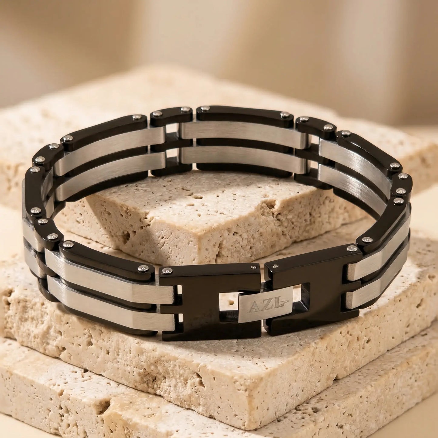 Grant Link Bracelet Anna Zuckerman