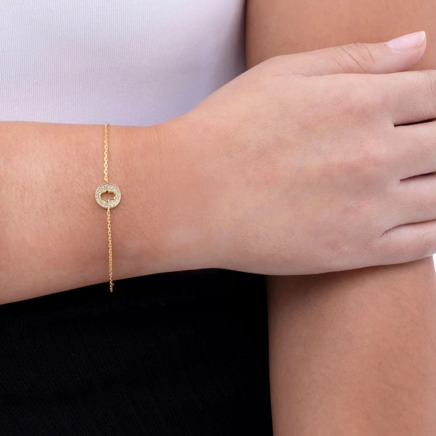 Hamsa Disc Bracelet - Anna Zuckerman