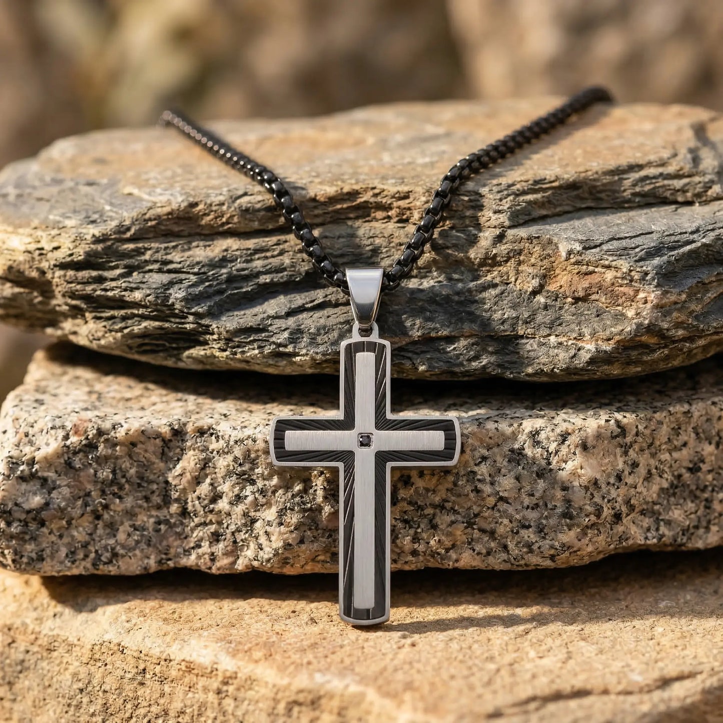 Hayes Cross Necklace | Anna Zuckerman