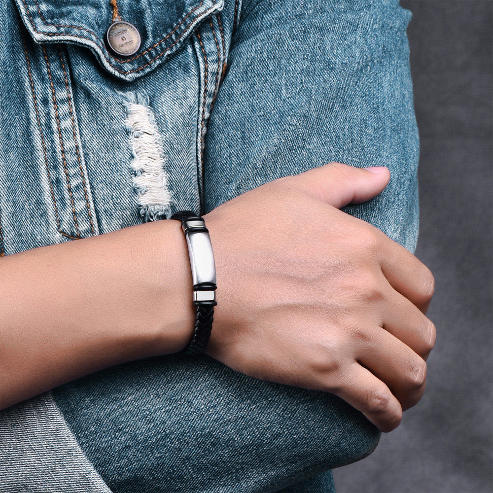 Lynk Men's Leather Cuff