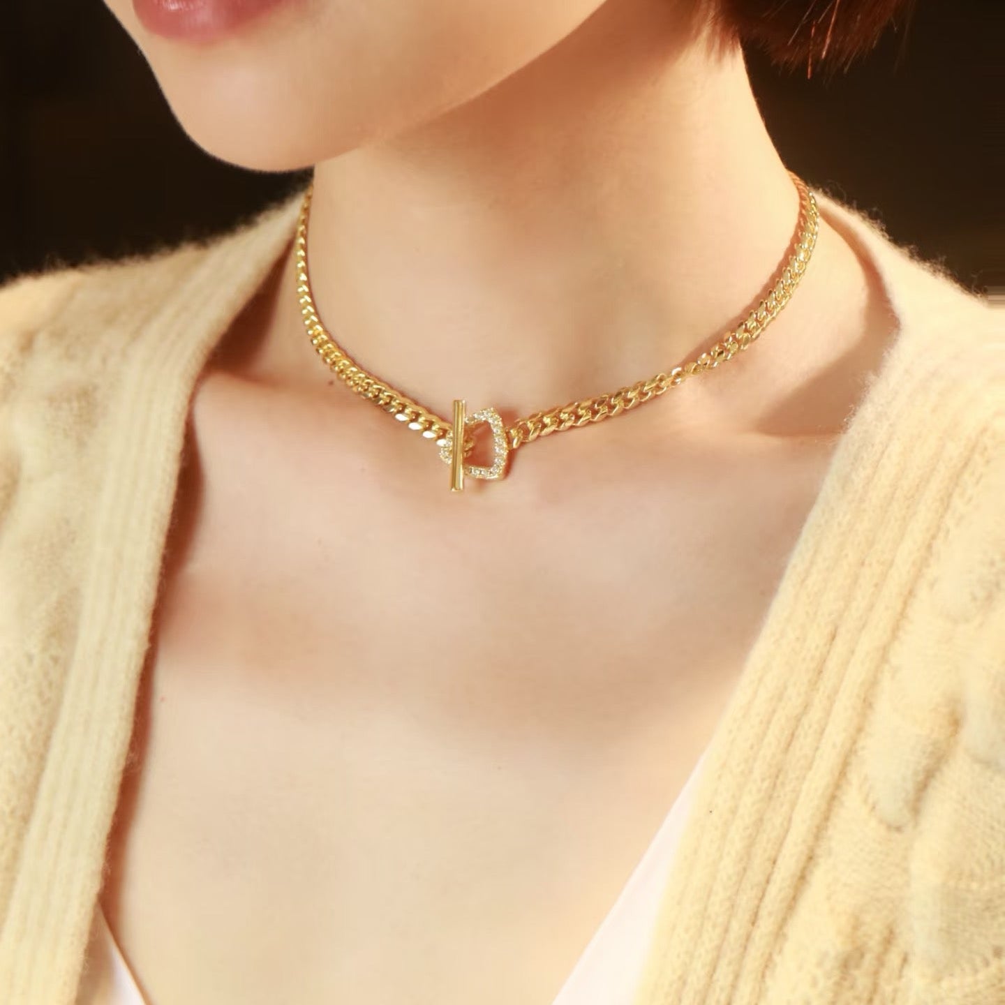 Infinity Necklace in Gold Anna Zuckerman