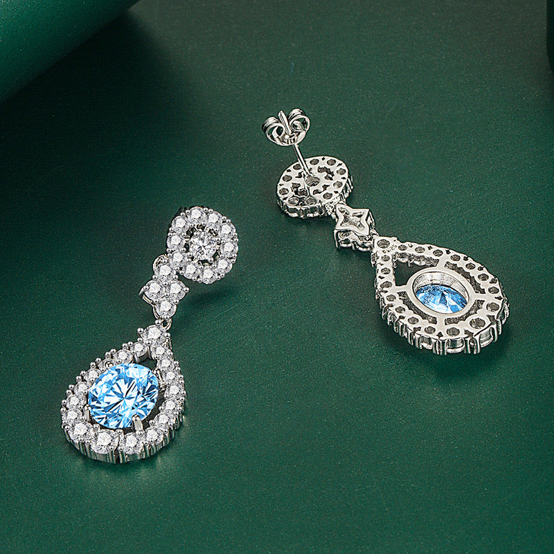 Vicky Van Earrings in Aquamarine