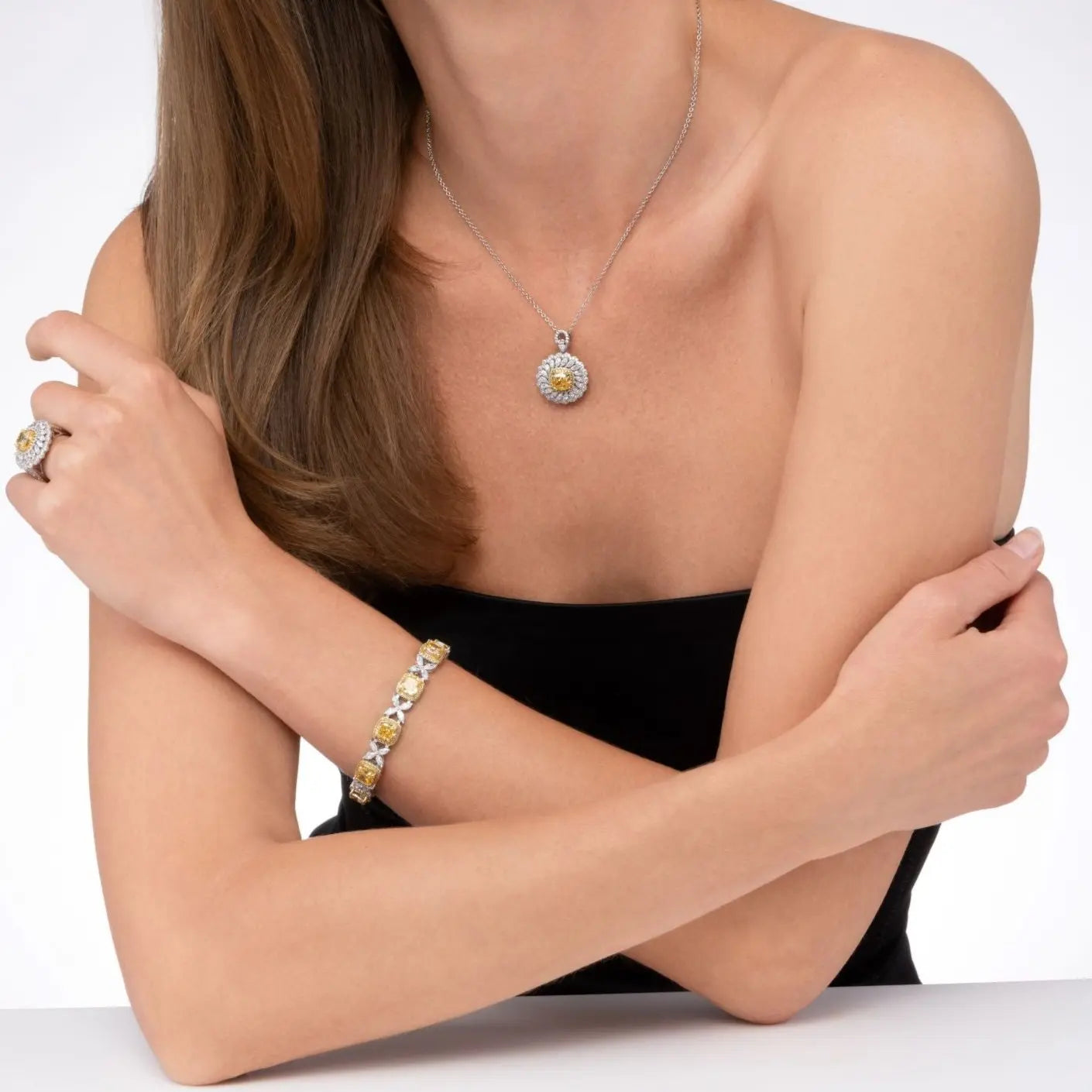 Julie Newmar Love Bracelet - Anna Zuckerman
