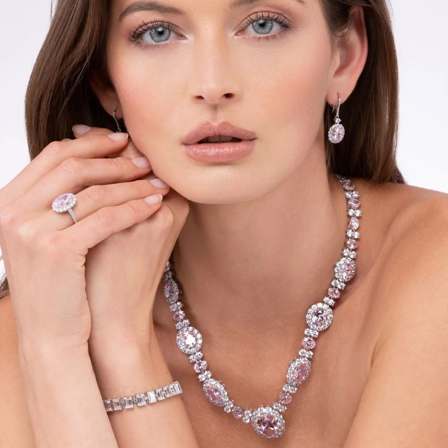 Anna Zuckerman Kennedy Oval Crystalline Ring in Argyle Pink