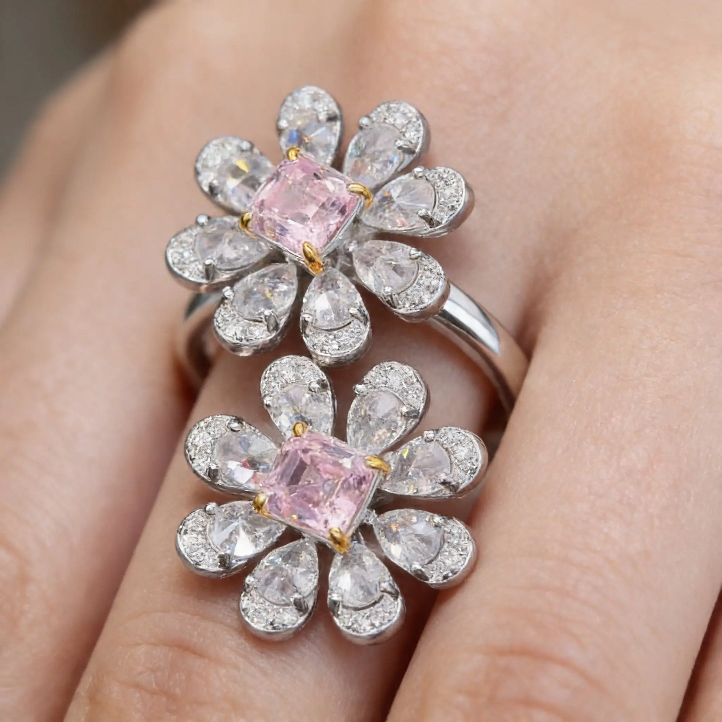 La Marguerite Ring In Pink