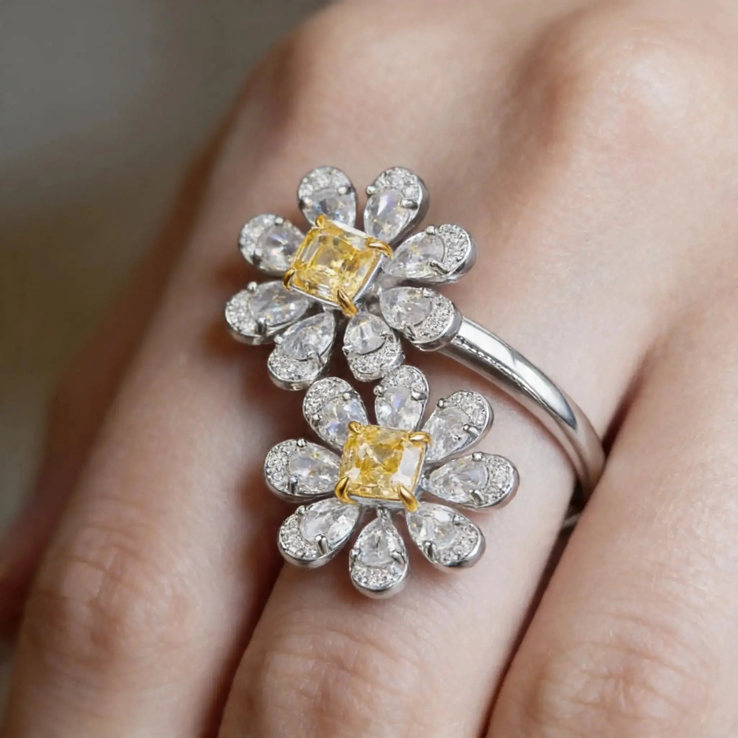 La Marguerite Ring In Yellow Anna Zuckerman