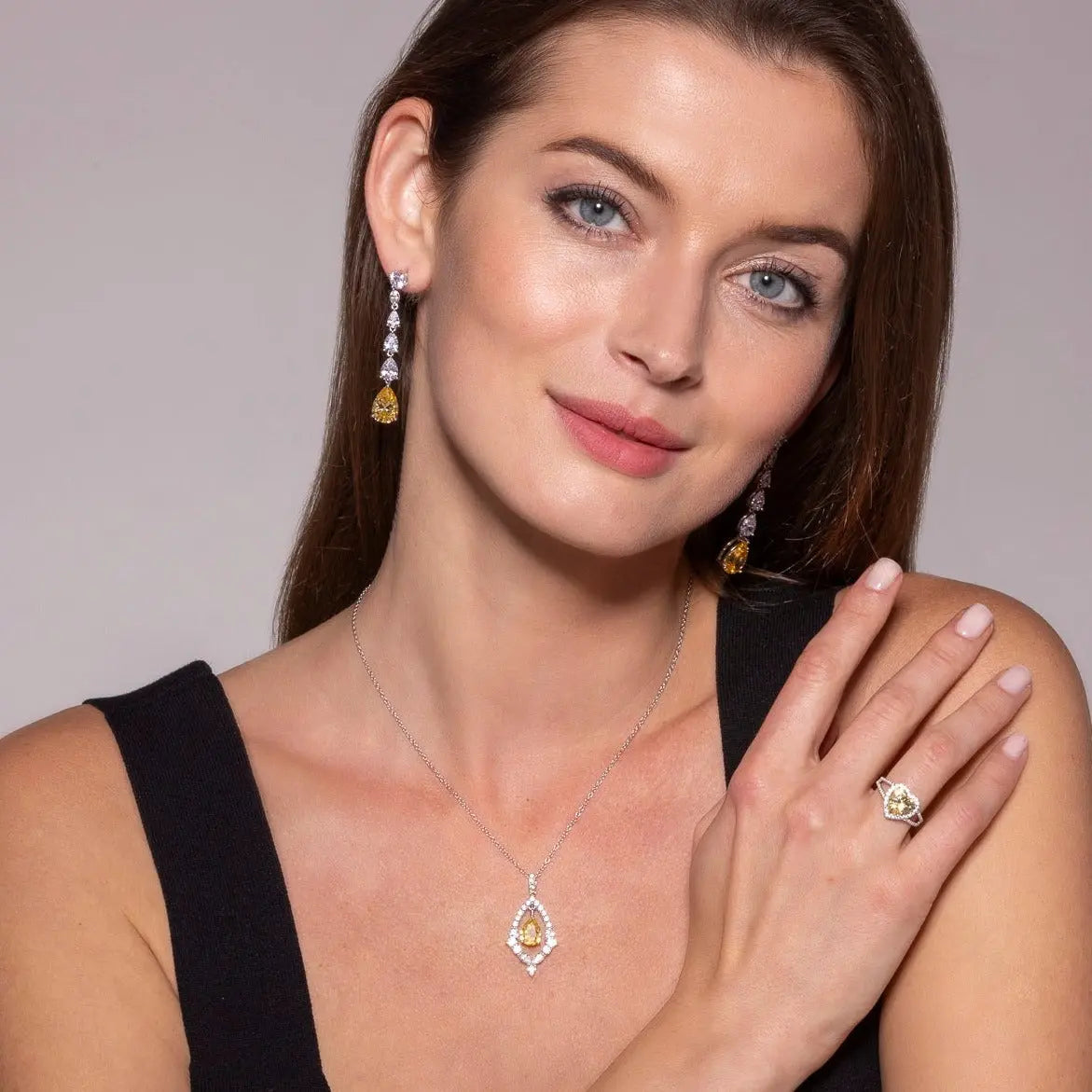 Lady Monarch Necklace in Aquamarine Anna Zuckerman