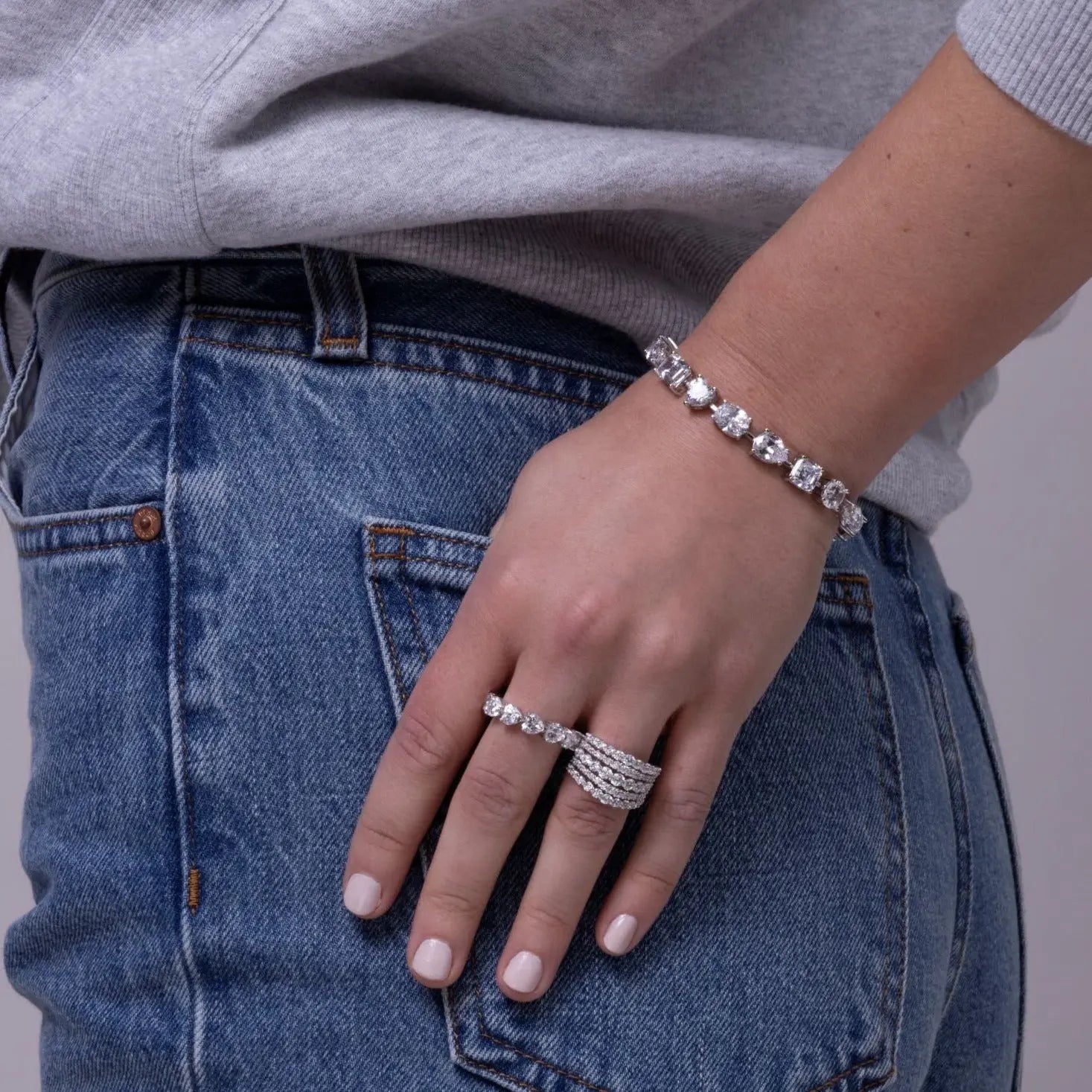 Lisboa 16 Carat Tennis Bracelet by Kathy Hilton - Anna Zuckerman