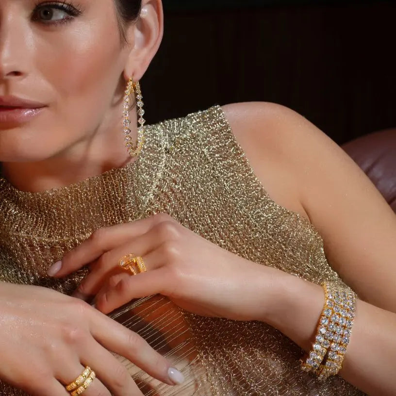 Luxe G Color 10 Carat Bracelet Four Prong in Gold Anna Zuckerman