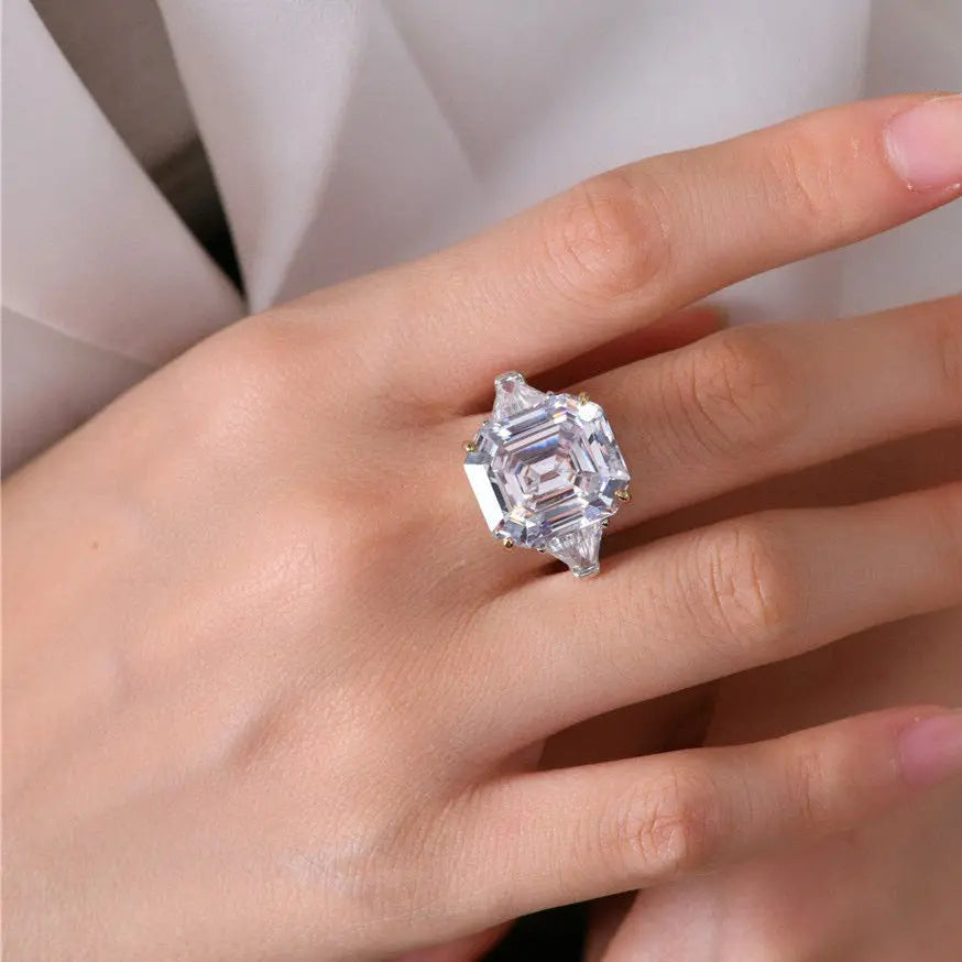 Malibu 10 Carat White Diamond Crystalline Ring Anna Zuckerman