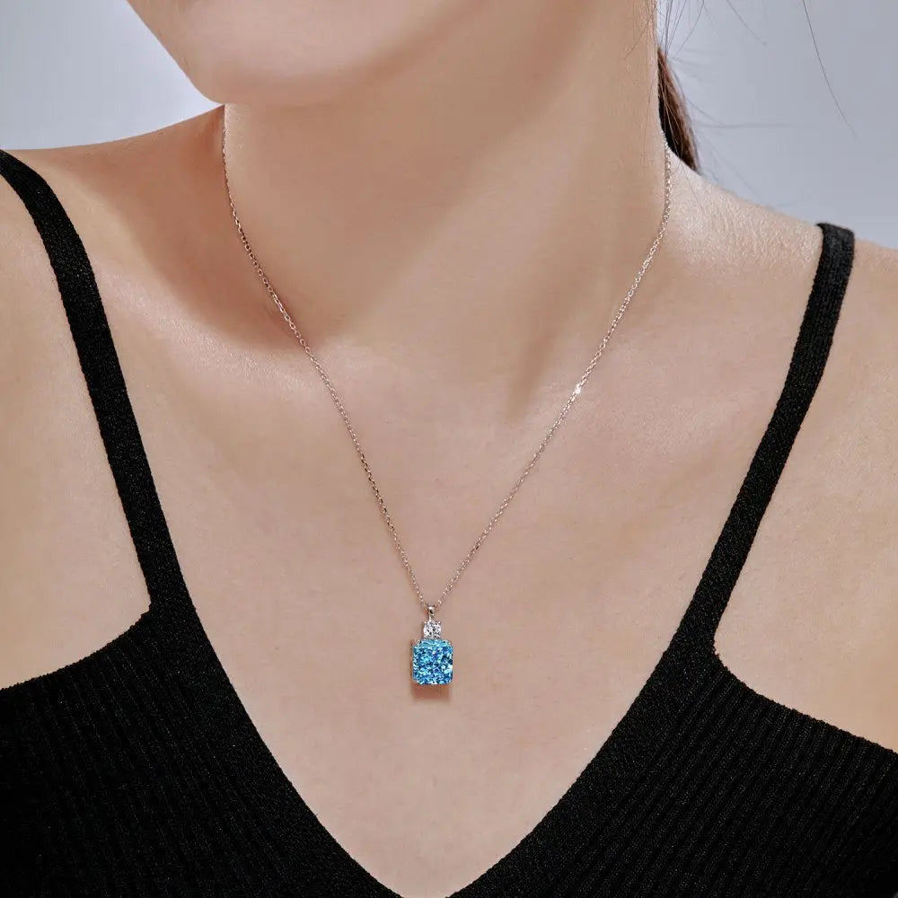 Nicky Roth Necklace by Kathy Hilton Anna Zuckerman