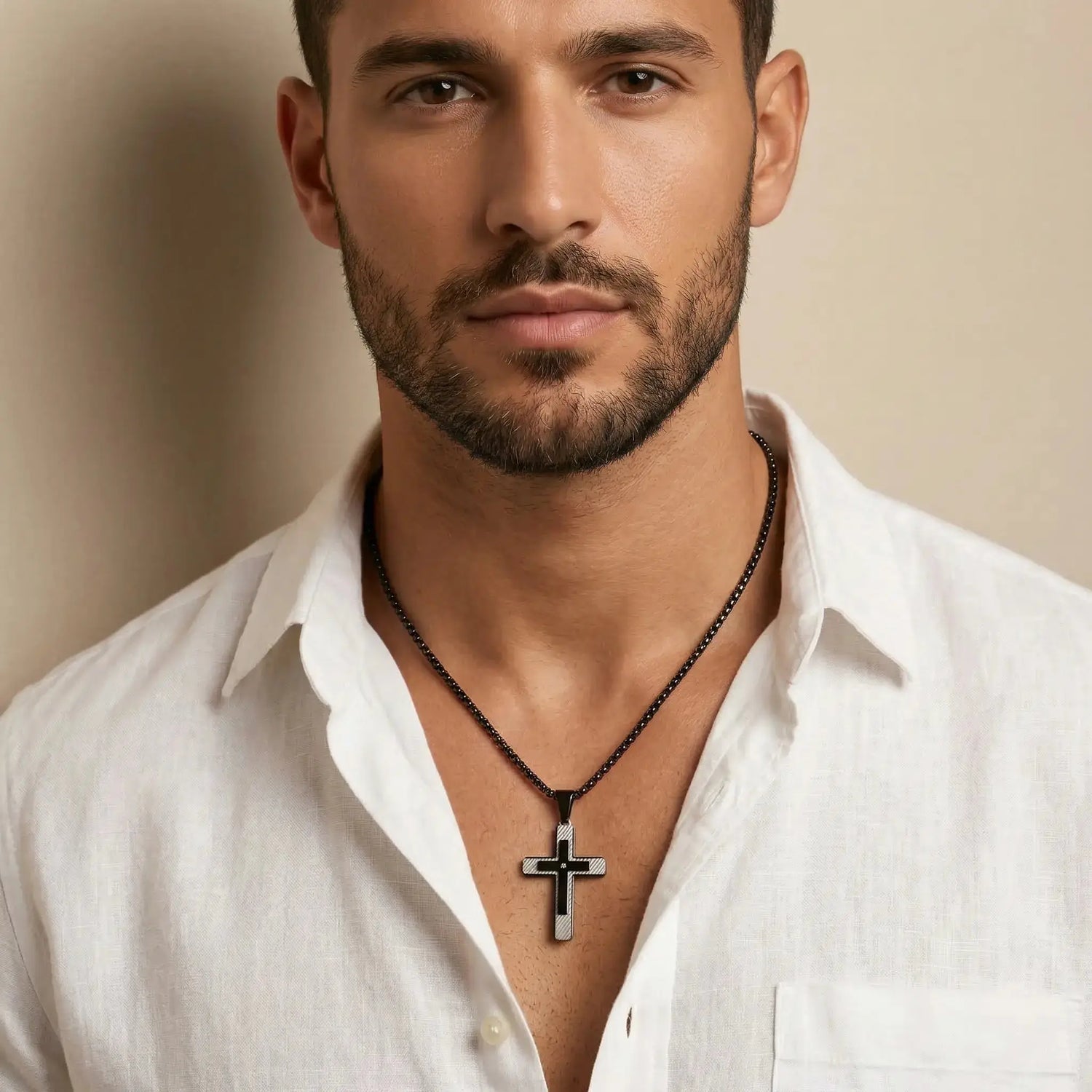 Nolan Cross Pendant Anna Zuckerman