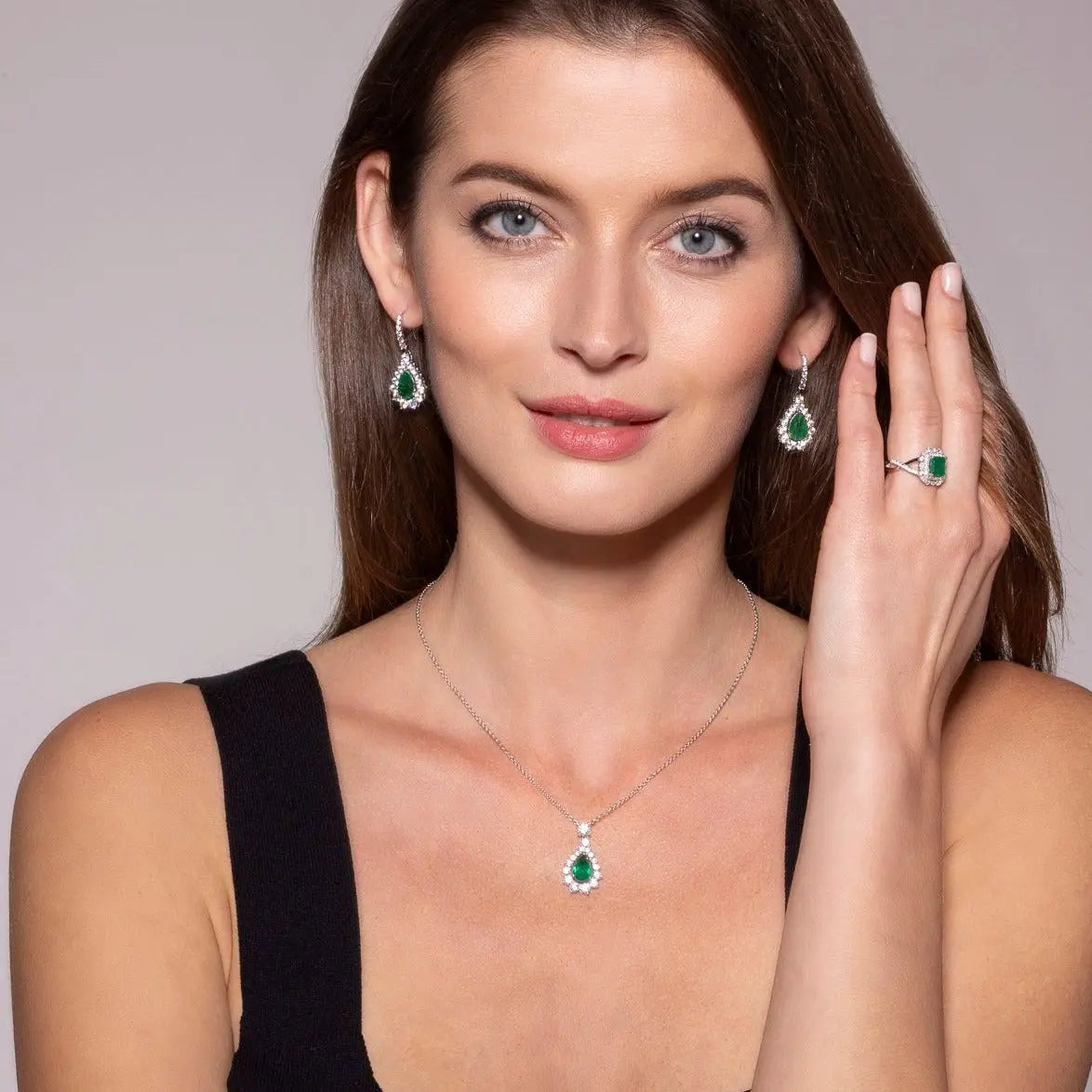 "Parisian Glamour ring with sparkling diamonds, sophisticated luxury jewelry"