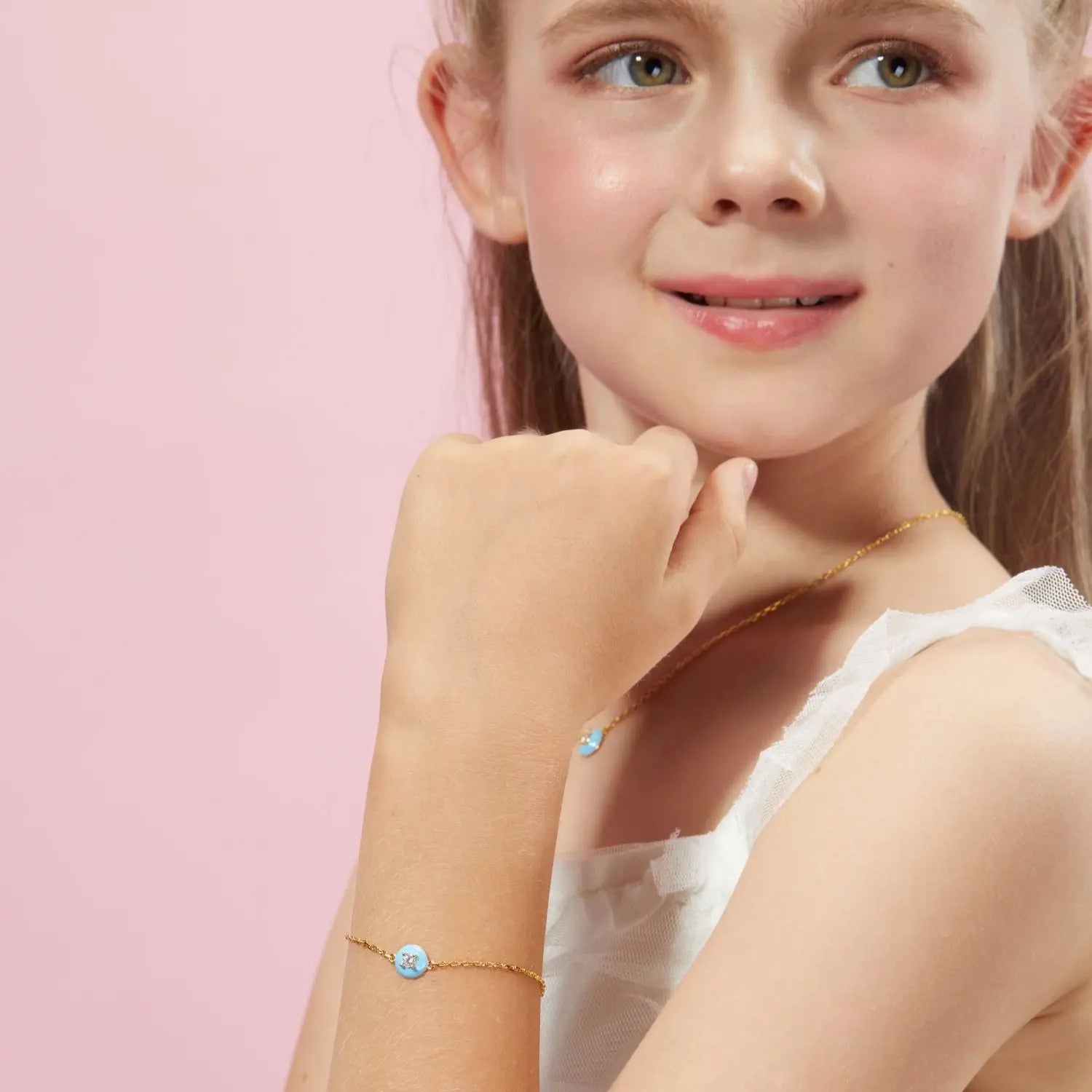Petit Cupcake Bracelet in Sky Blue Anna Zuckerman