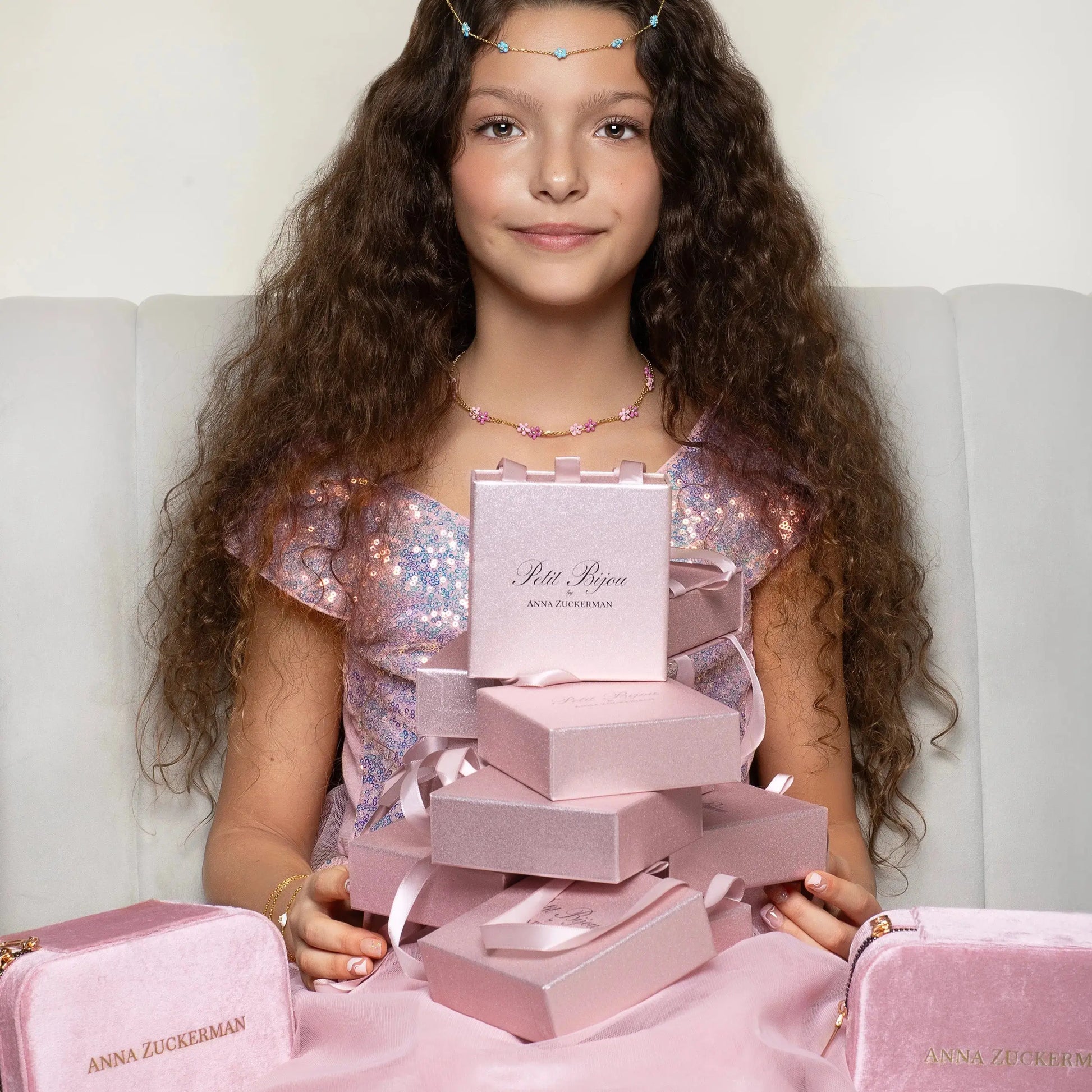 Petit Cupcake Necklace in Rose Anna Zuckerman