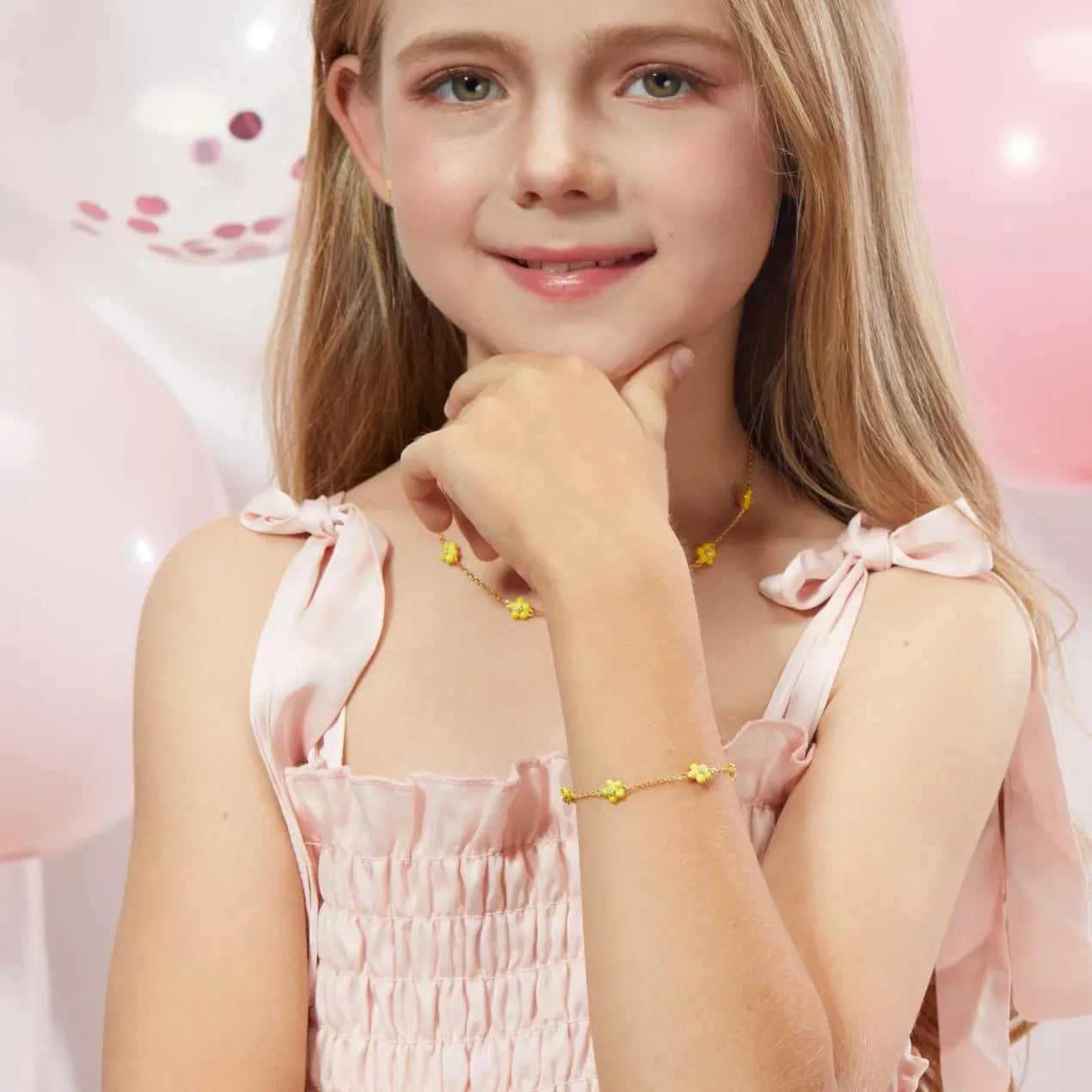 Petit Daisy Yellow Necklace Anna Zuckerman