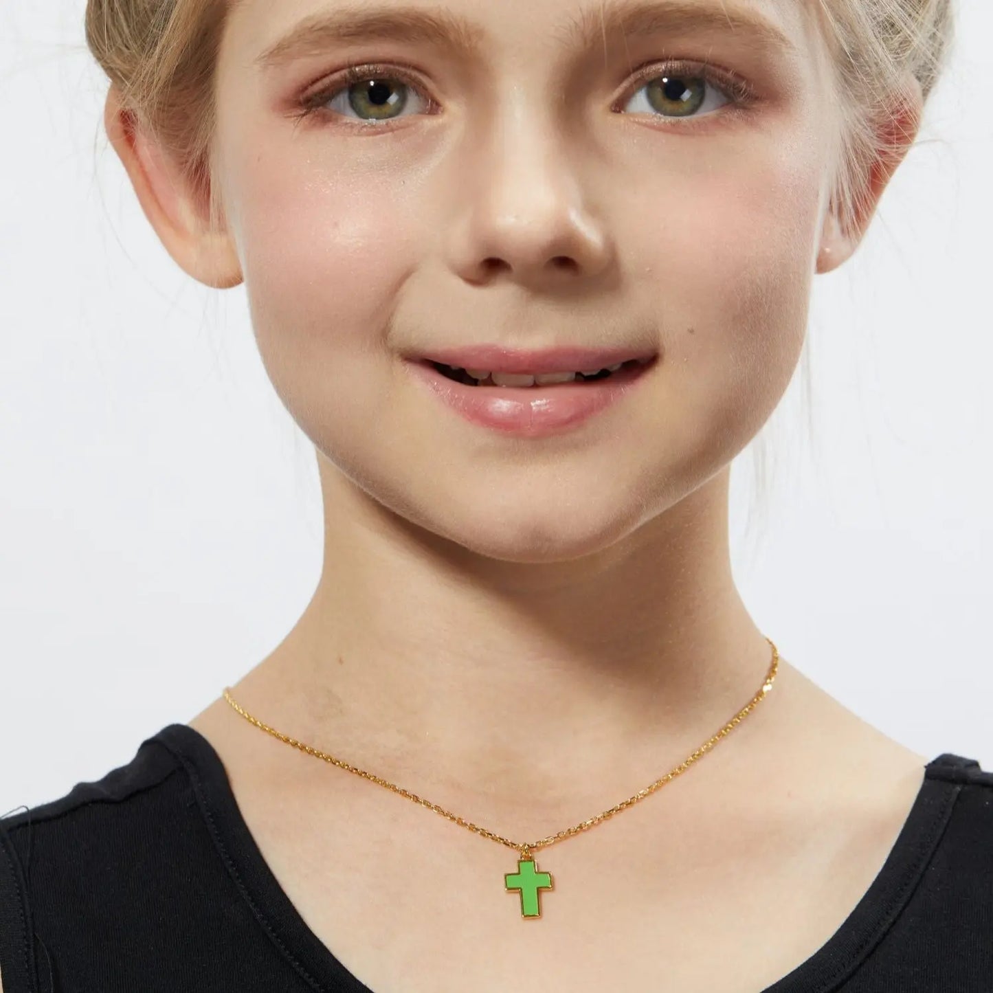 Petit Faith Necklace in Green Anna Zuckerman