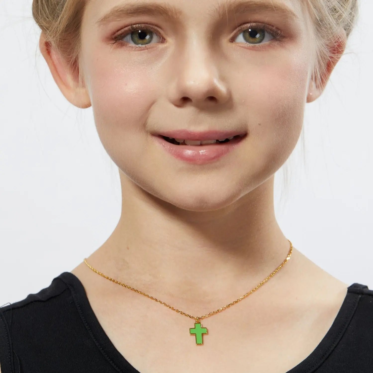 Petit Faith Necklace in Green Anna Zuckerman